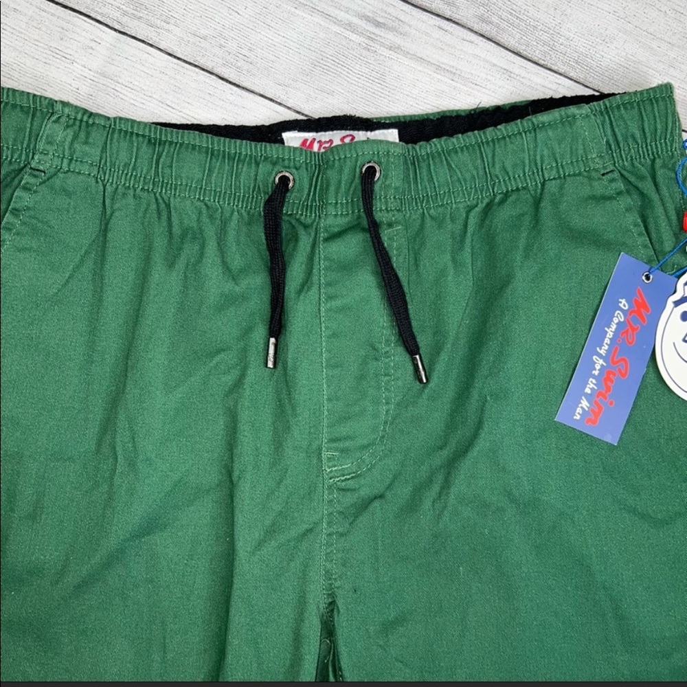 Mr. Swim NWT Green Chino Shorts with Drawstring Waist, Pockets & Stretch Large